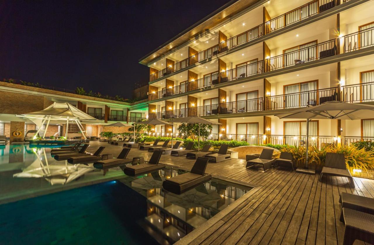 Modala Beach Resort Panglao Esterno foto
